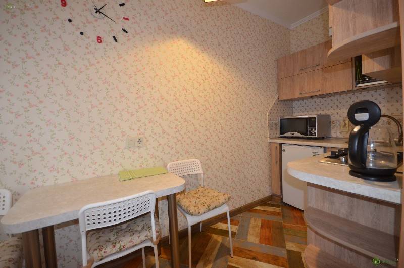 Фото: Ялта. Однокомнатные апартаменты в гостевом доме в районе Приморского парка. "Прованс"