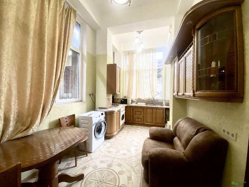 Фото: Однокомнатные апартаменты в гостевом доме в Ялте на улице Боткинской