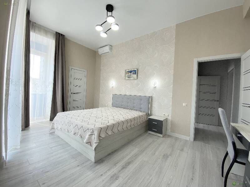 Фото: Апартаменты в новом доме возле Массандровского пляжа и набережной