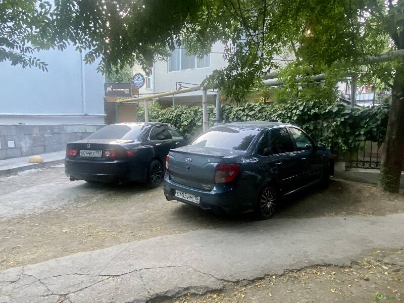 Фото: Коттедж на двоих с парковкой на набережной. Район Приморского пляжа и парка
